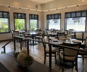 Plainview location interior